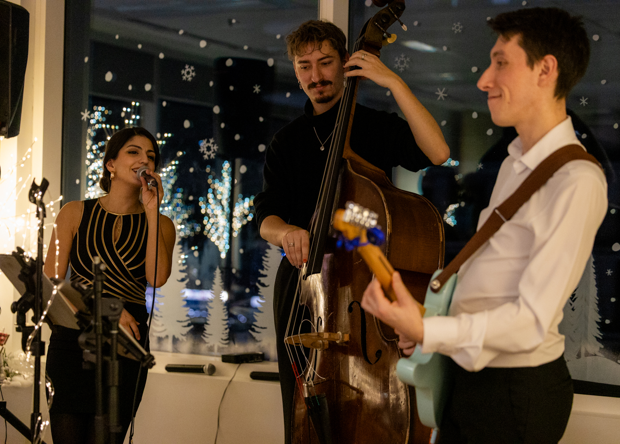 Silantra performing at Versaterm